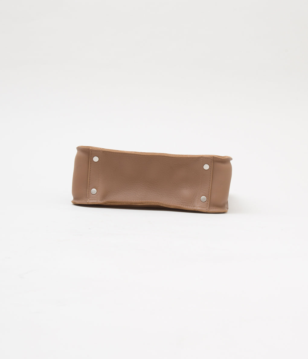 HENDER SCHEME "REVERSIBLE BAG LARGE"(CAMEL/DARK BROWN)