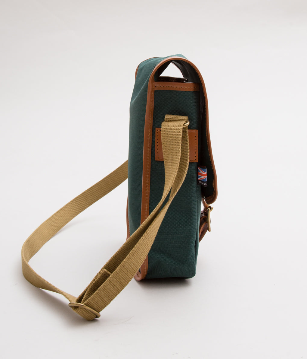 COTSWOLD AQUARIUS "NYLON GAME BAG" (BEIGE)