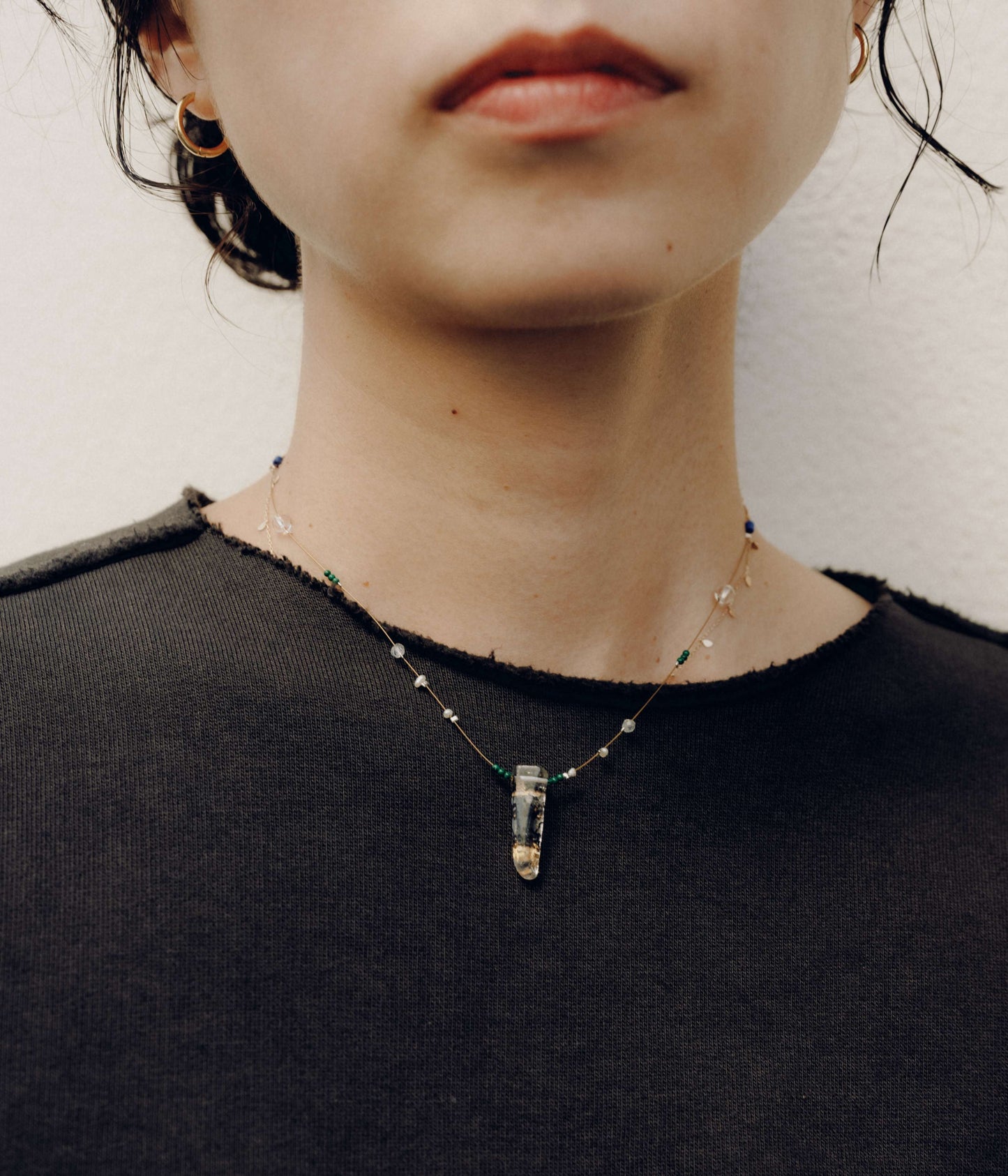 ORNAMENT&CRIME ''CRYSTAL BEADS CHOKER'' (CRYSTAL/SILVER/STONE)