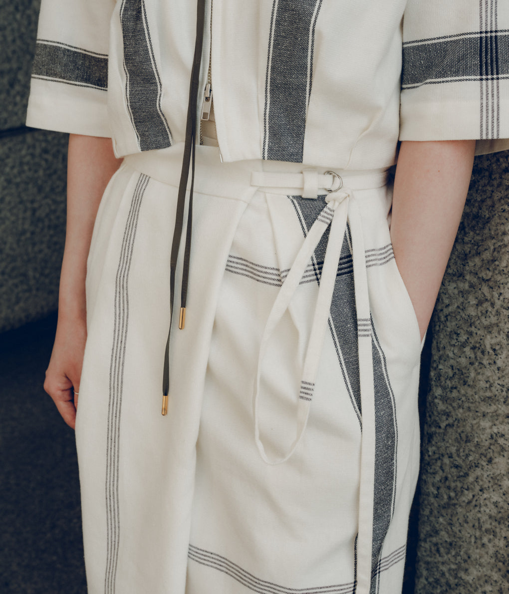DELIY ''COTTON/LINEN BIG CHECK CLOTH WRAP SKIRT'' (OFF WHITE)
