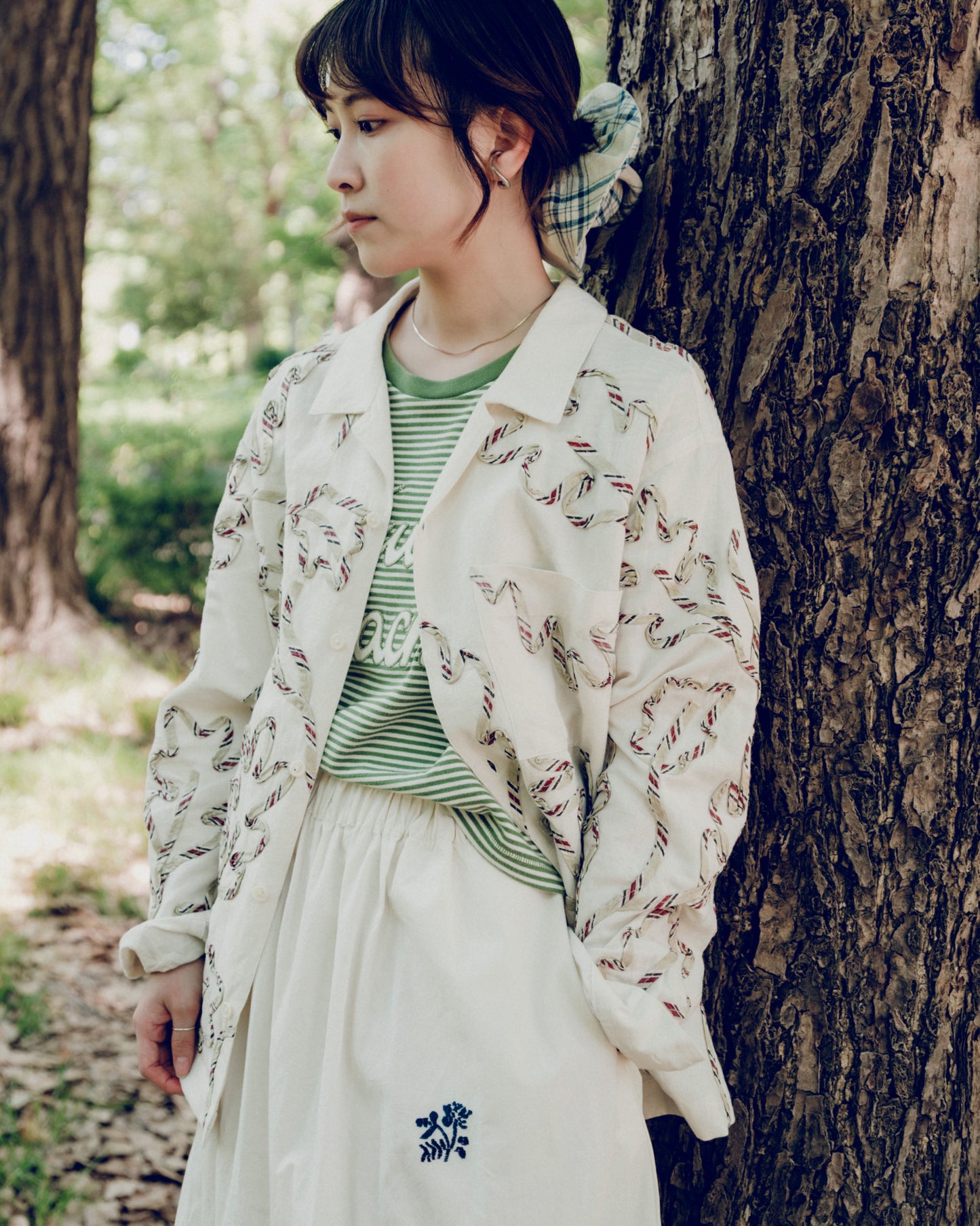STORY MFG ``GREETINGS SHIRT LS'' (SAGE LEAF RIBBON)