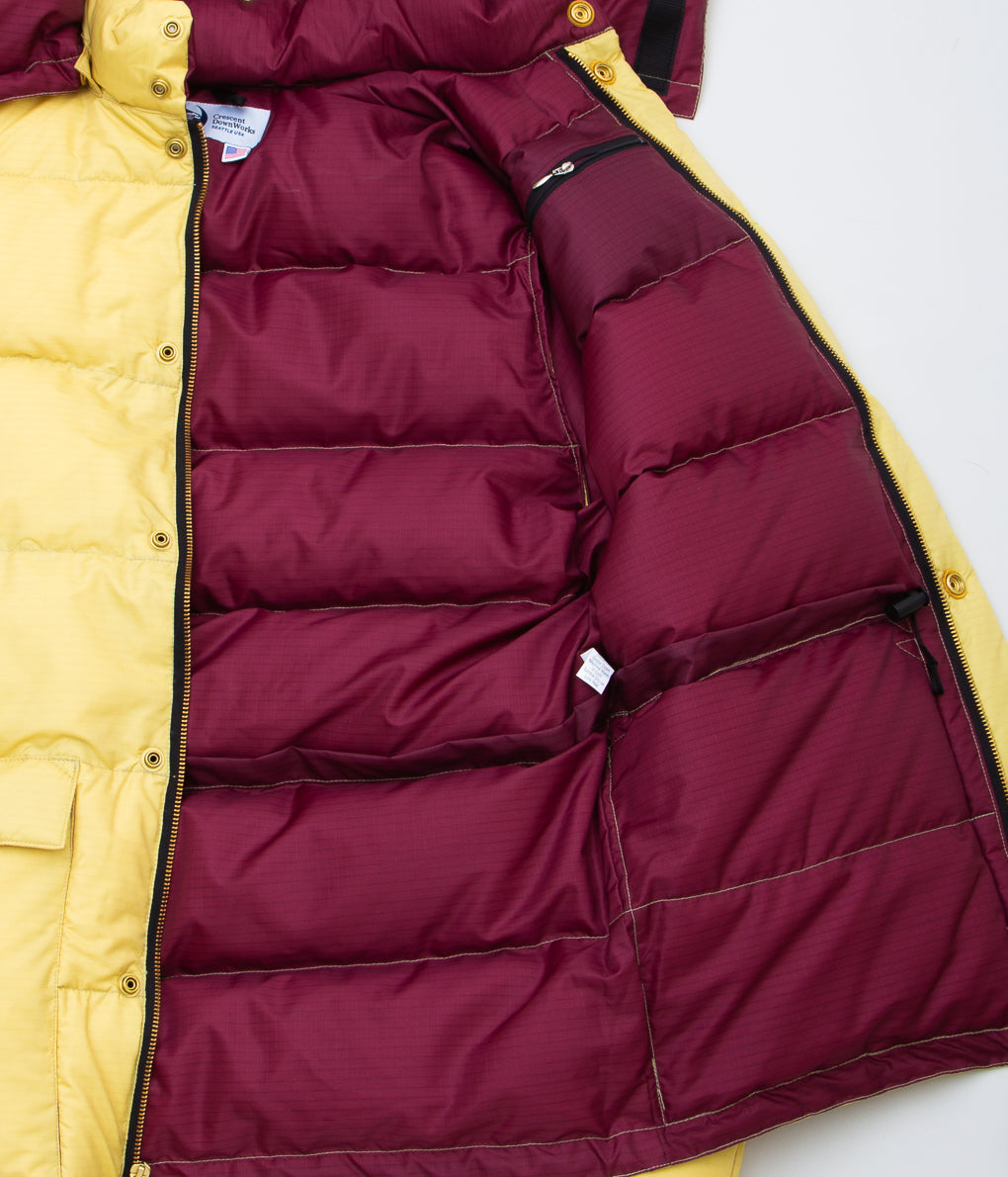 CRESCENT DOWN WORKS "CLASSICO DOWN PARKA"(TAN/BURGUNDY)