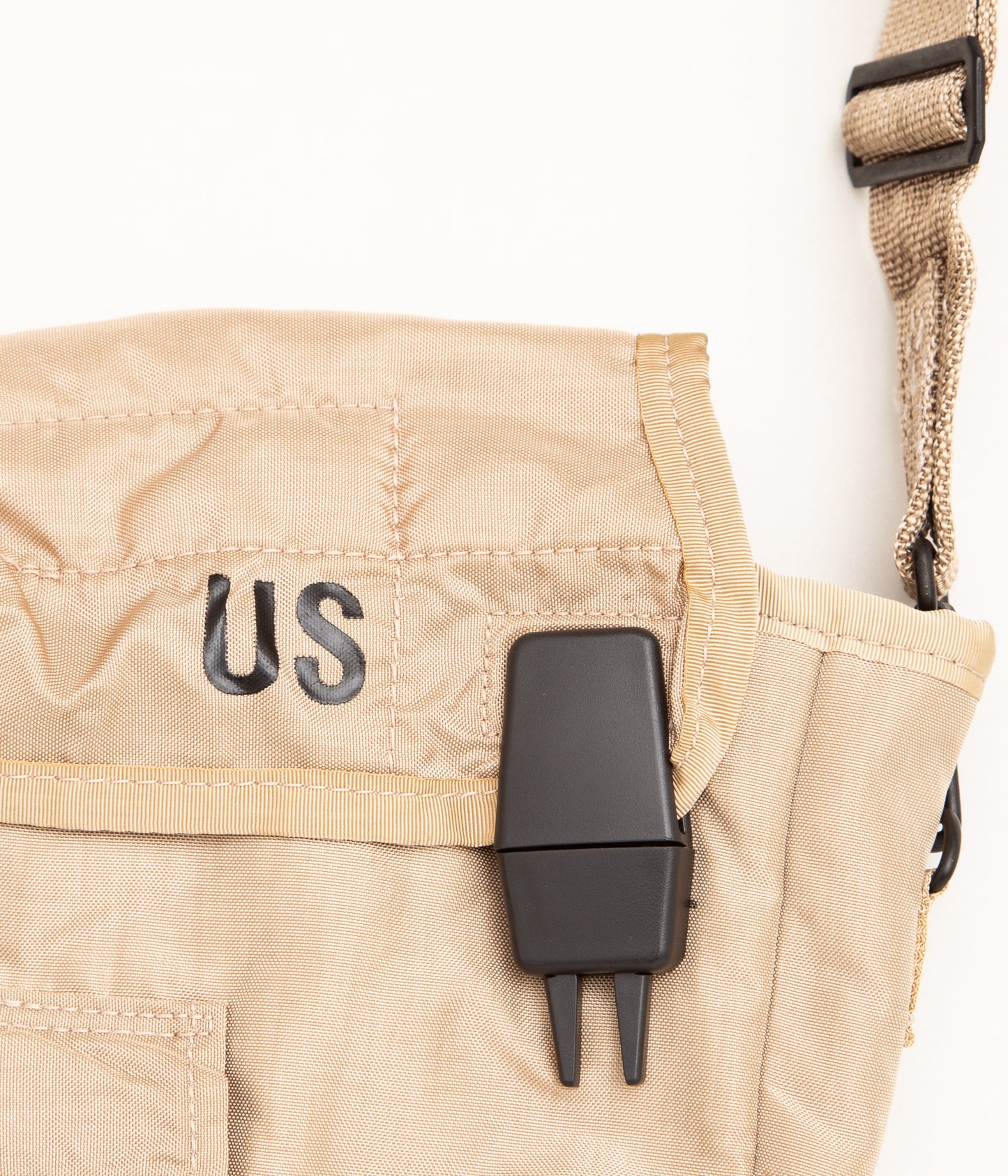 VINTAGE BAGS "DESERT CANTEEN COVER"(BEIGE)