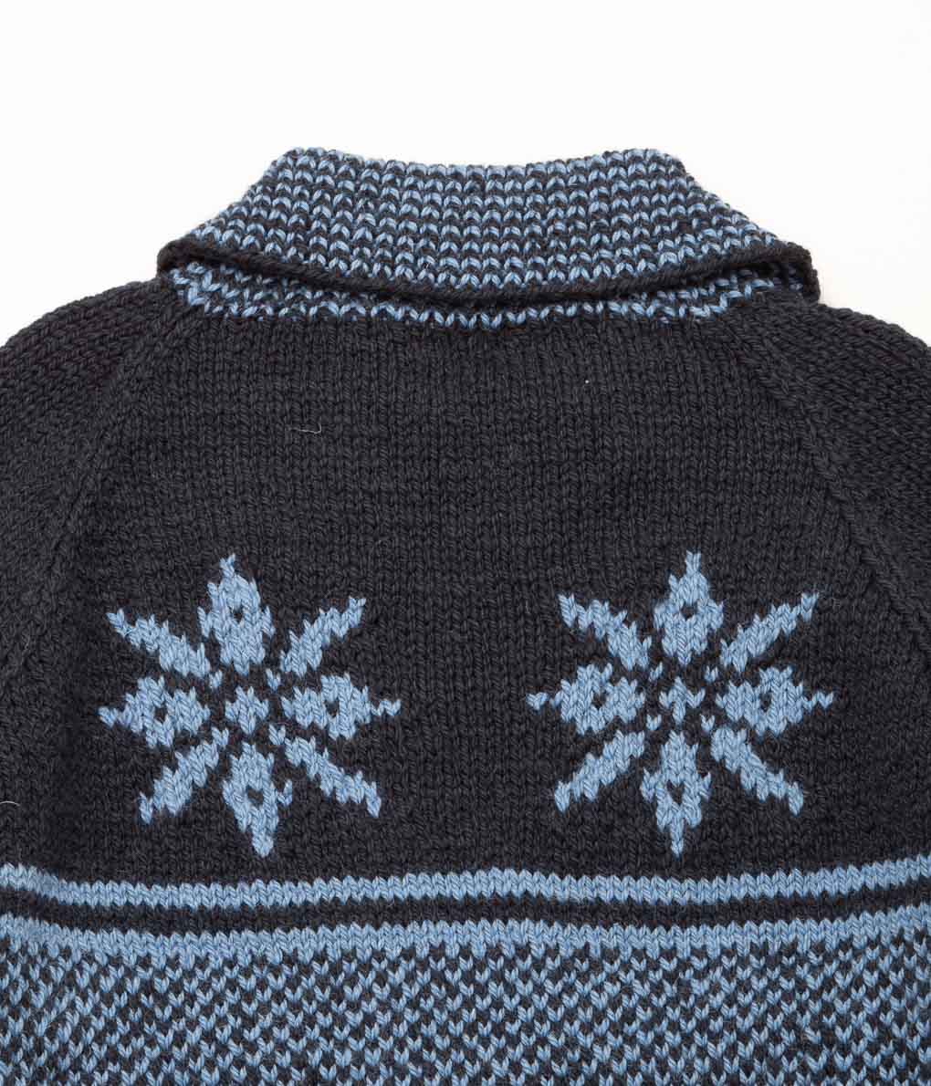 INVERALLAN "PULLOVER HAND KNIT WITH COLLAR (ARAN)" (CHARCOAL / SMOKE)