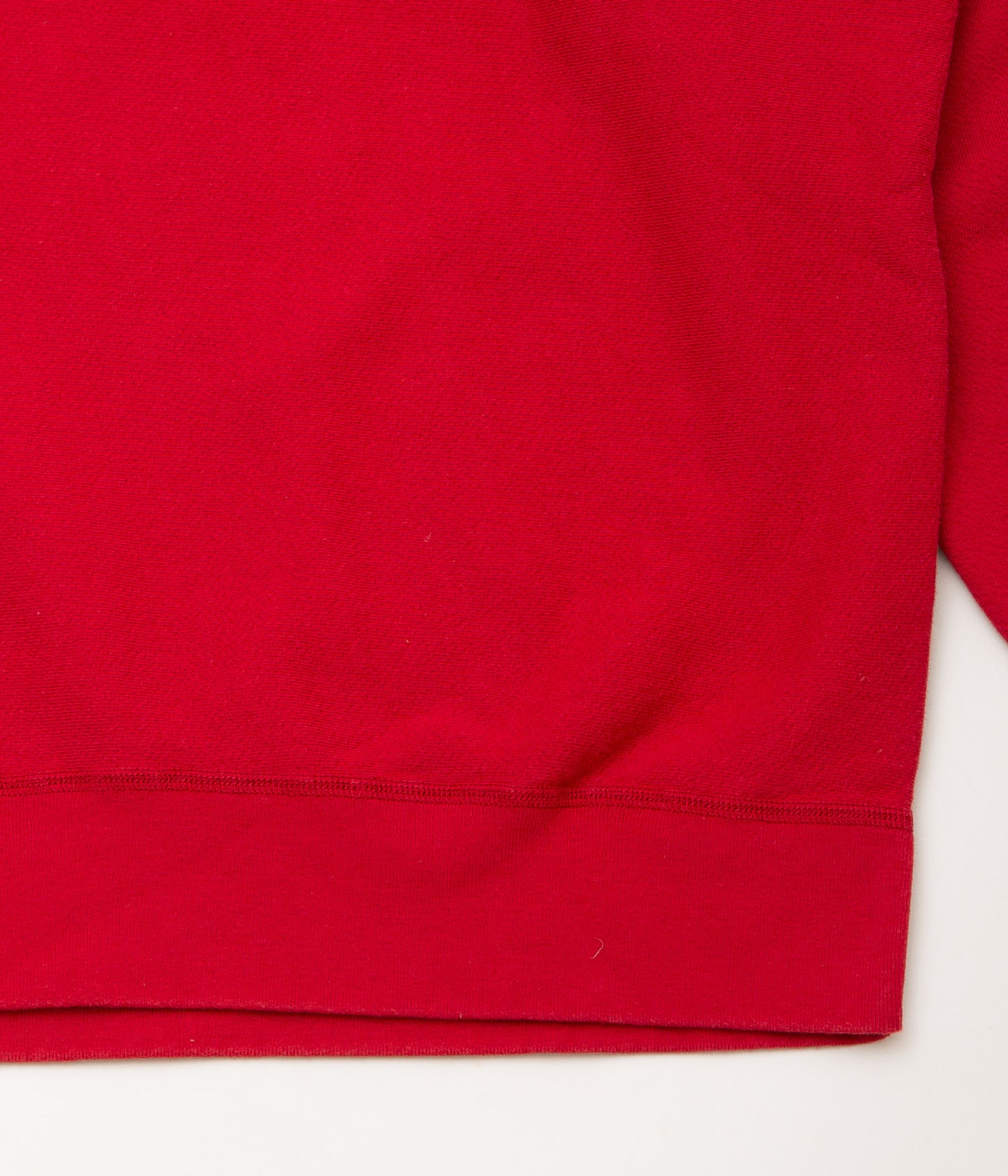 SOFT GOODS "9OZ FLEECE CREW NECK SWEAT"(FIRETRACK RED)