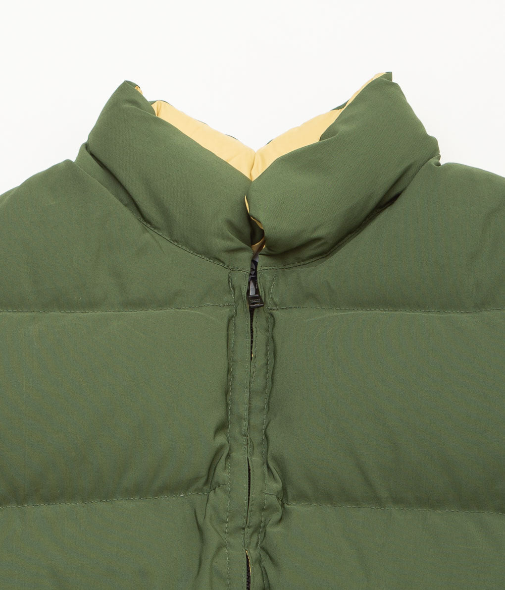 CRESCENT DOWN WORKS "NORTH BY NORTHWEST VEST"(OLIVE/KHAKI)
