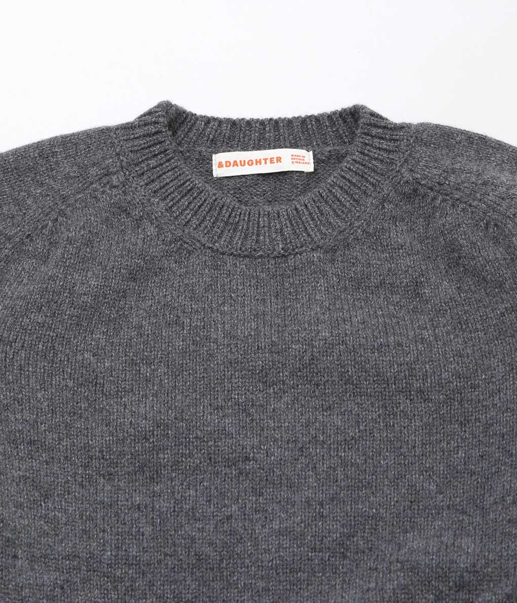 &DAUGHTER ''PLAIN SADDLE SLEEVE CREWNECK'' (DERBY GRAY)