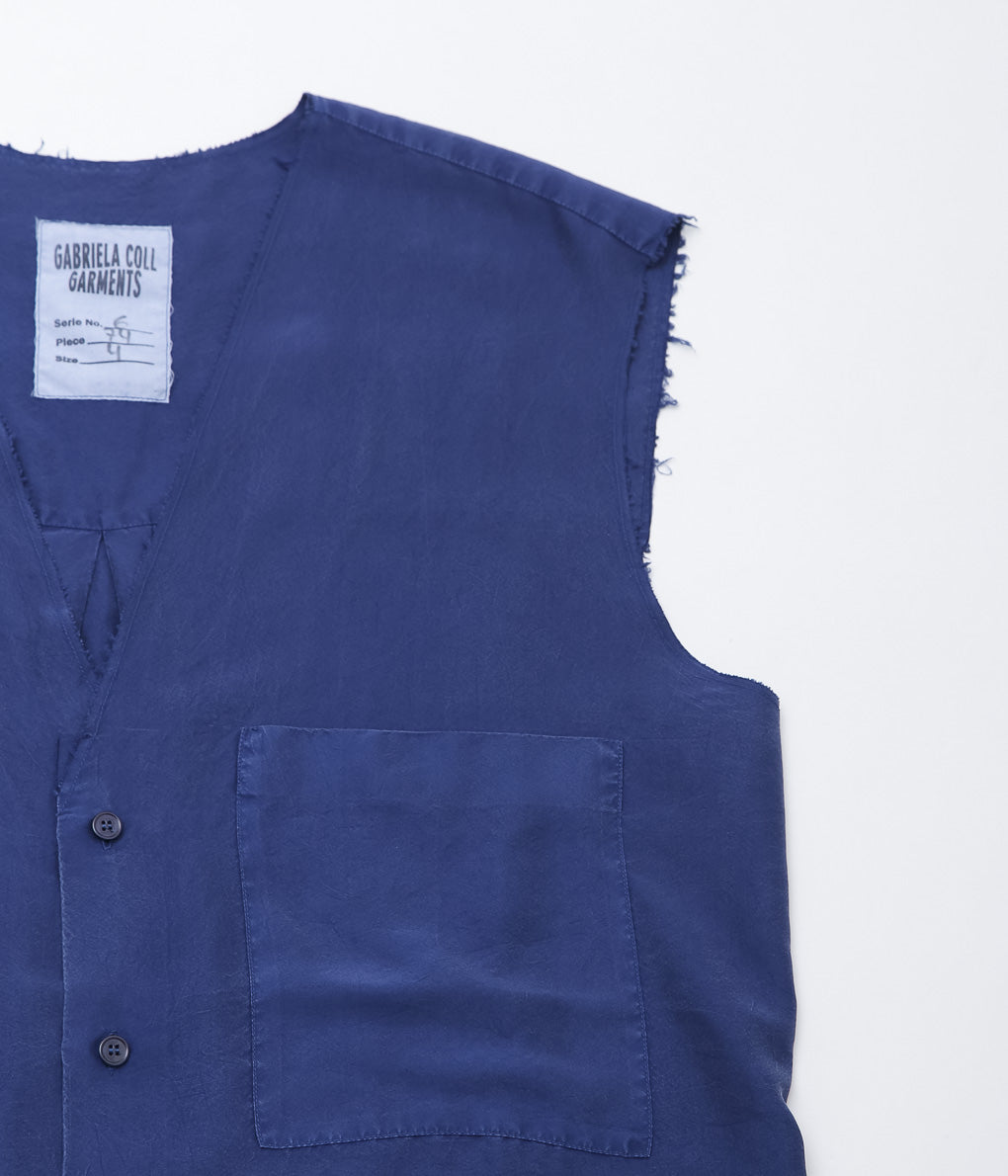 GABRIELA COLL GARMENTS ''NO.74 SILK PONGEE SLEEVELESS SHIRT'' (BLUE)