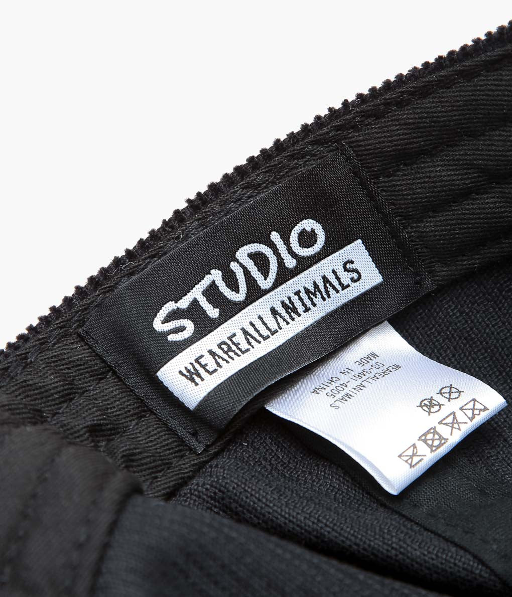 STUDIO WEAREALLANIMALS × MAIDENS SHOP ''ESSENTIAL SCRIPT LOGO CAP CORDUROY'' (BLACK)