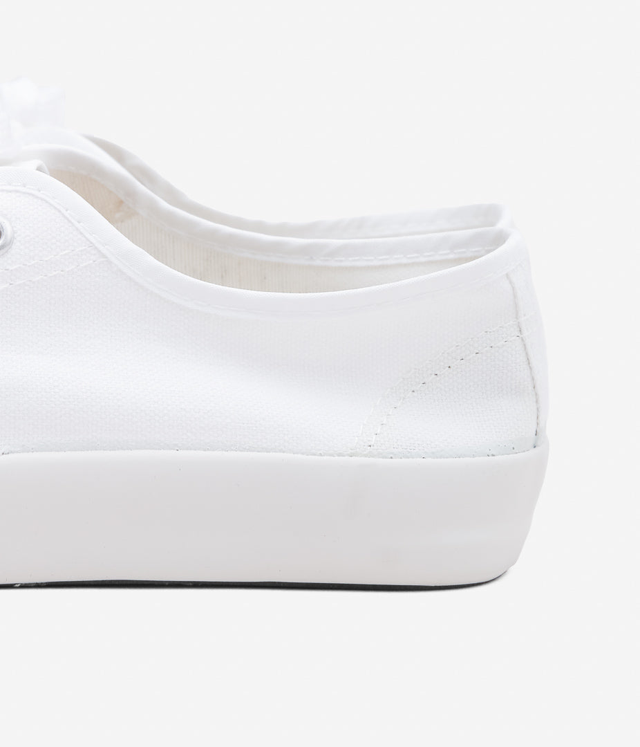 FEDERAL PRISON INDUSTRIES PRODUCTS '' BASKETBALL SNEAKER'' (WHITE)