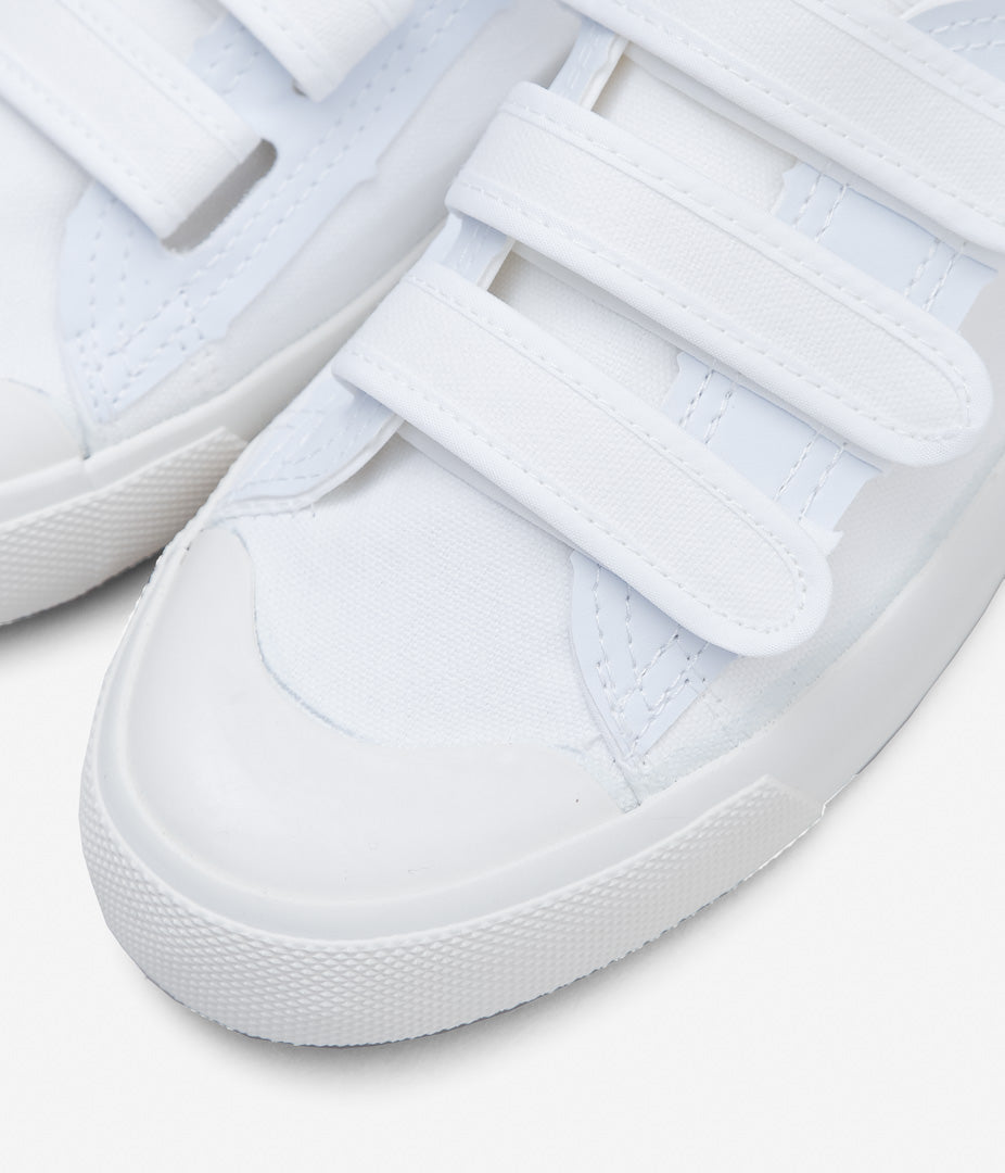 FEDERAL PRISON INDUSTRIES PRODUCTS '' TRIPLE VELCRO BASKETBALL SNEAKERS'' (WHITE)