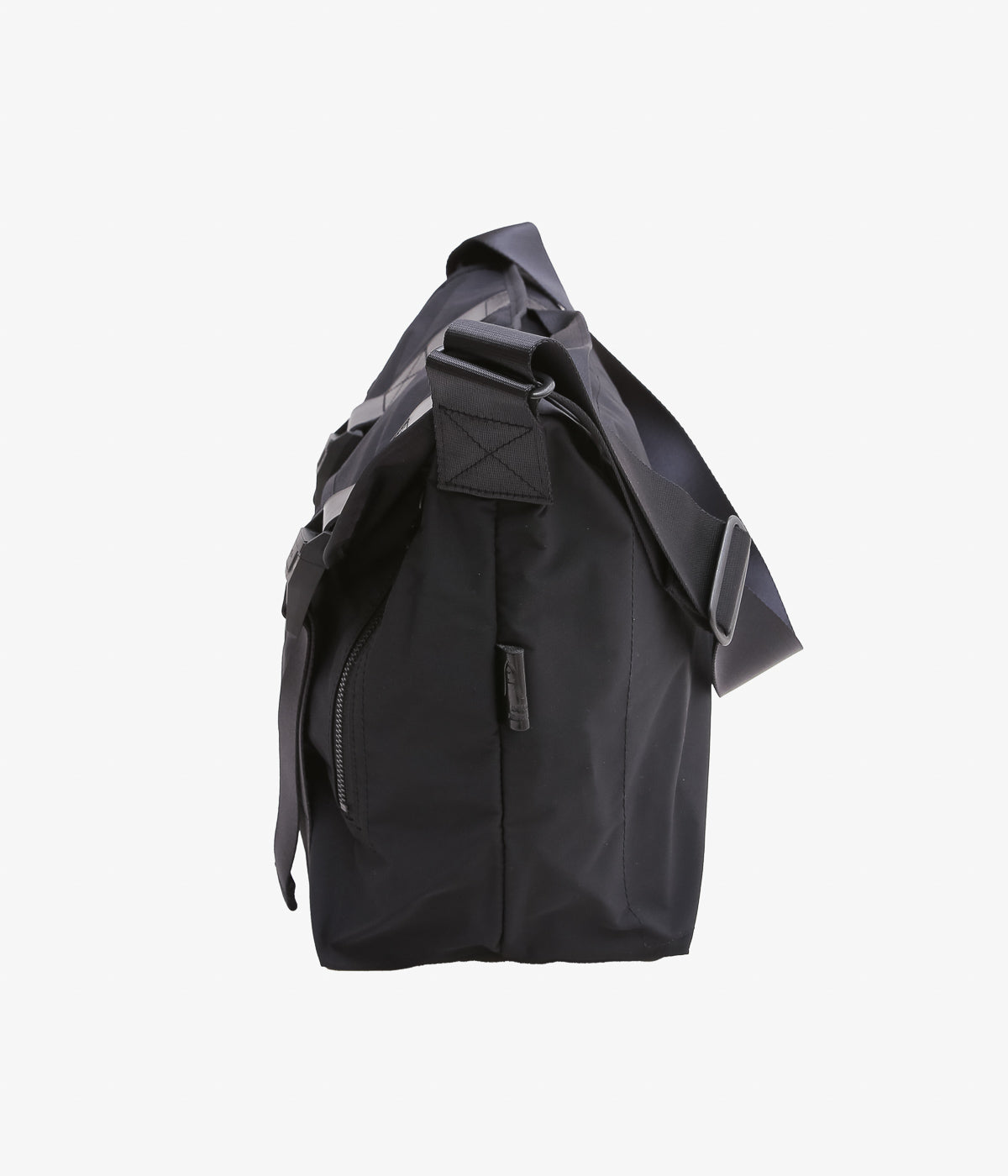 AMIACALVA ''GABARDINE MESSENGER BAG'' (BLACK)