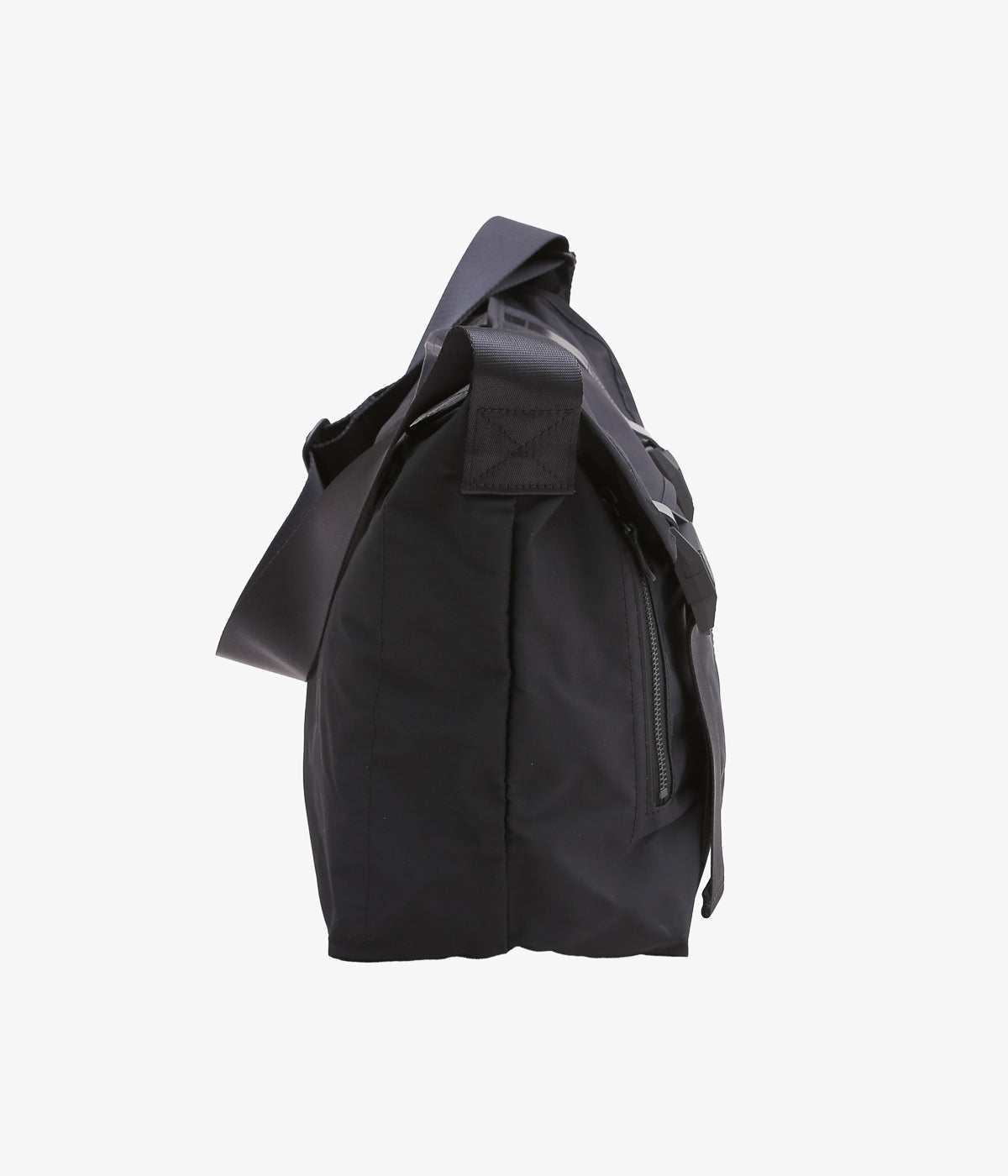 AMIACALVA ''GABARDINE MESSENGER BAG'' (BLACK)
