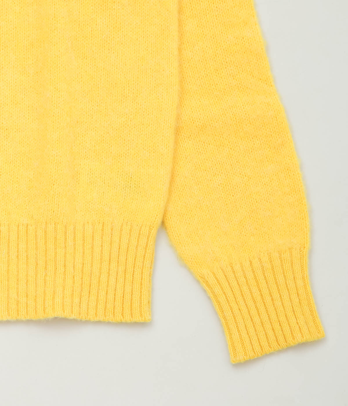 BROOKS BROTHERS ''BRUSHED WOOL CREW NECK SWEATER'' (YELLOW)