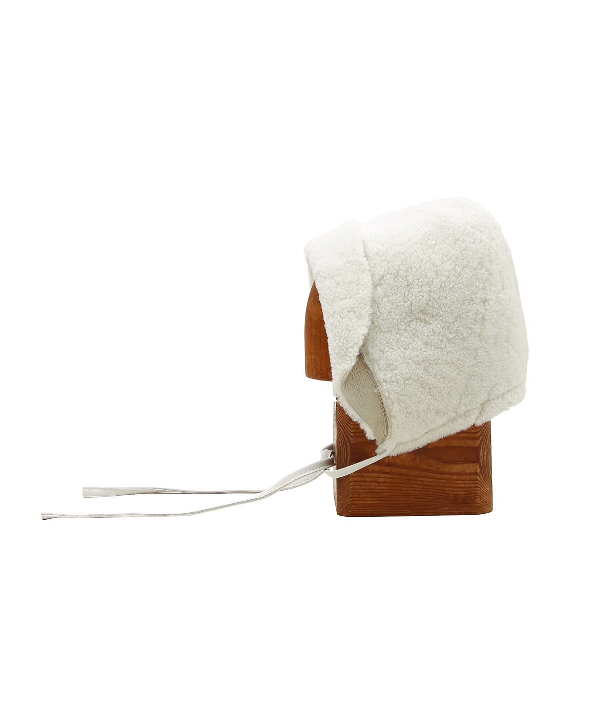CAWLEY ''SHEARLING BONNET'' (CHALK)