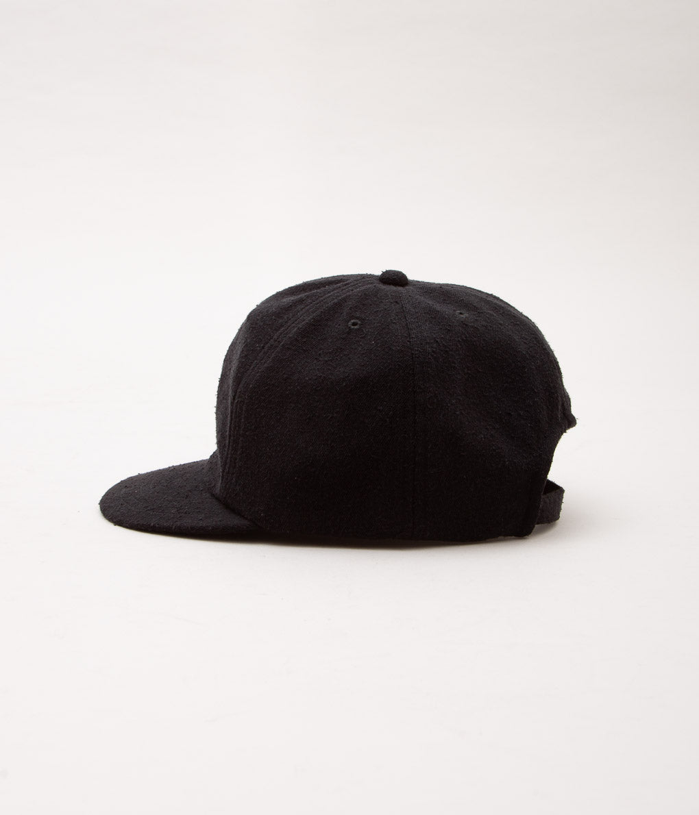 COMOLI ''Silk Nep Cap'' (BLACK)