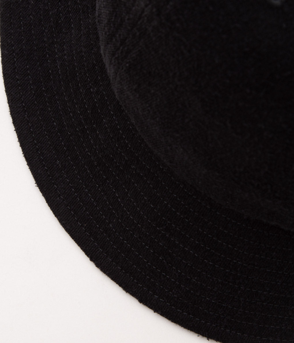 COMOLI ''Silk Nep Hat'' (BLACK)