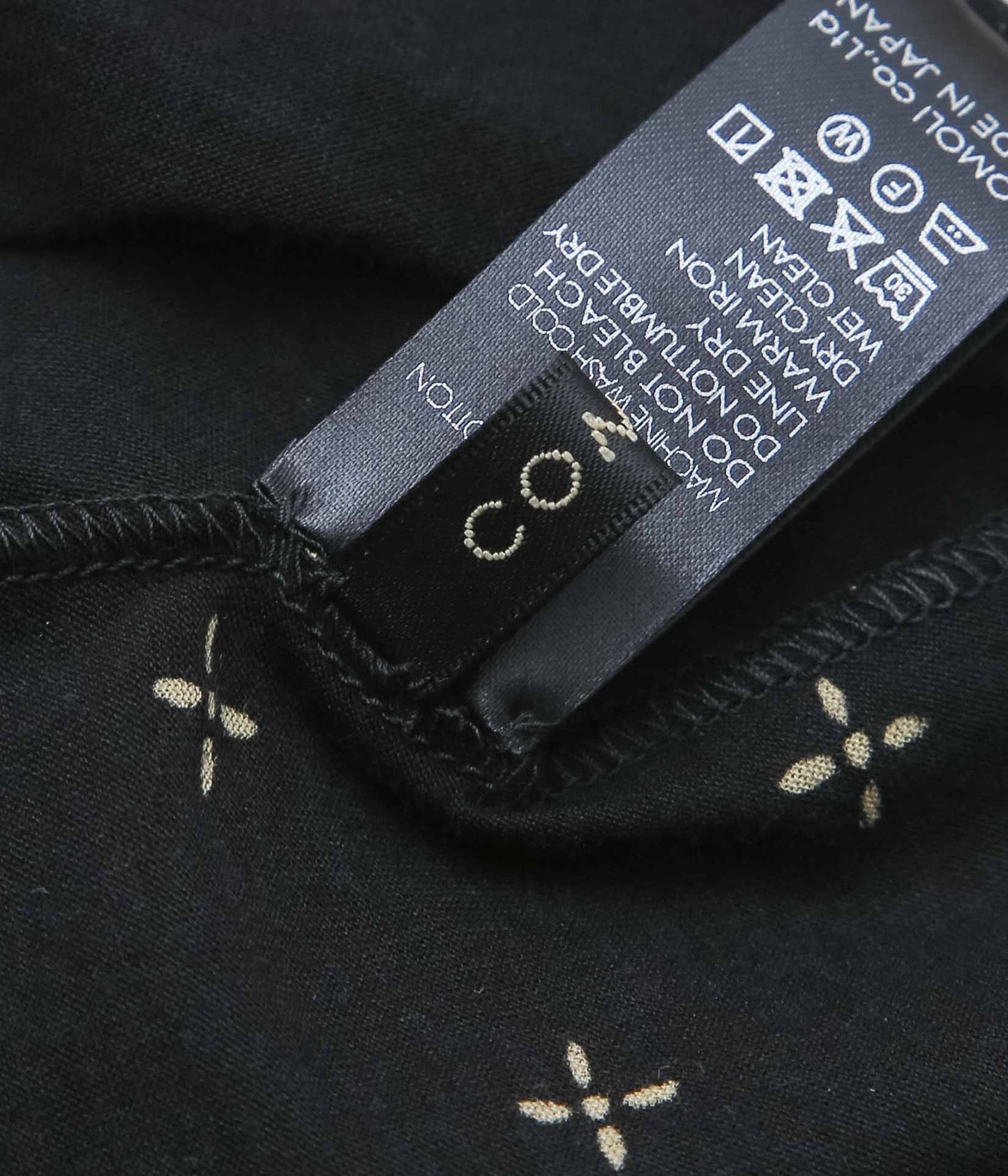 COMOLI ''THINコットン ネックウォーマー'' (CROSS)