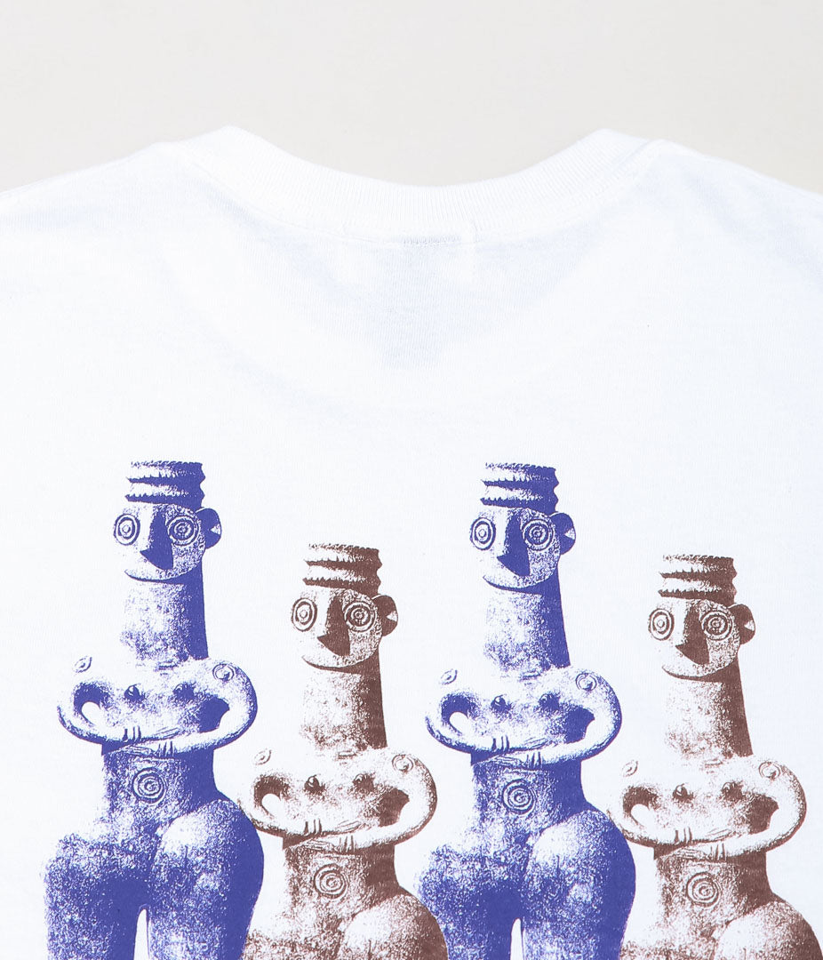 CURIO ''MODERN ARCHEOLOGY T'' (WHITE)