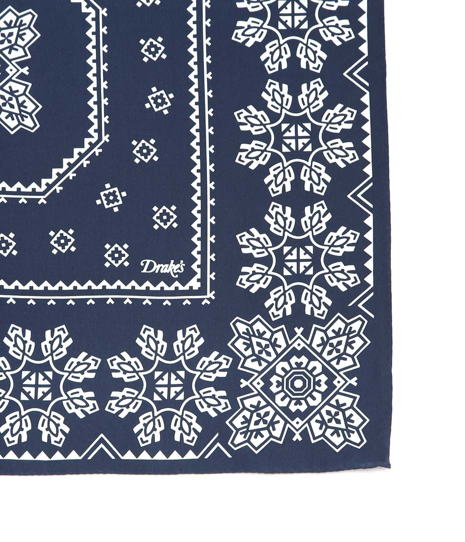 DRAKE'S ''TRAD SILK BANDANA'' (NAVY & ECRU)