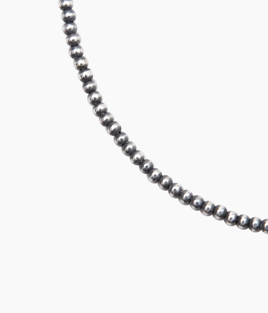 ERICKA NICOLAS BEGAY ''NAVAJO PEARL 3MM 35CM'' (OXIDAIZED SILVER (smoked))