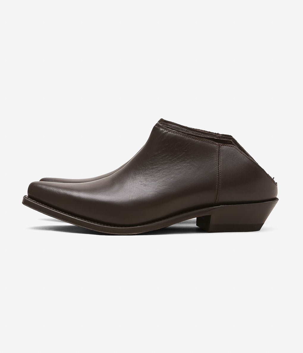 GABRIELA COLL GARMENTS ''NO.130 SENDRA CROPPED BOOTS'' (BROWN