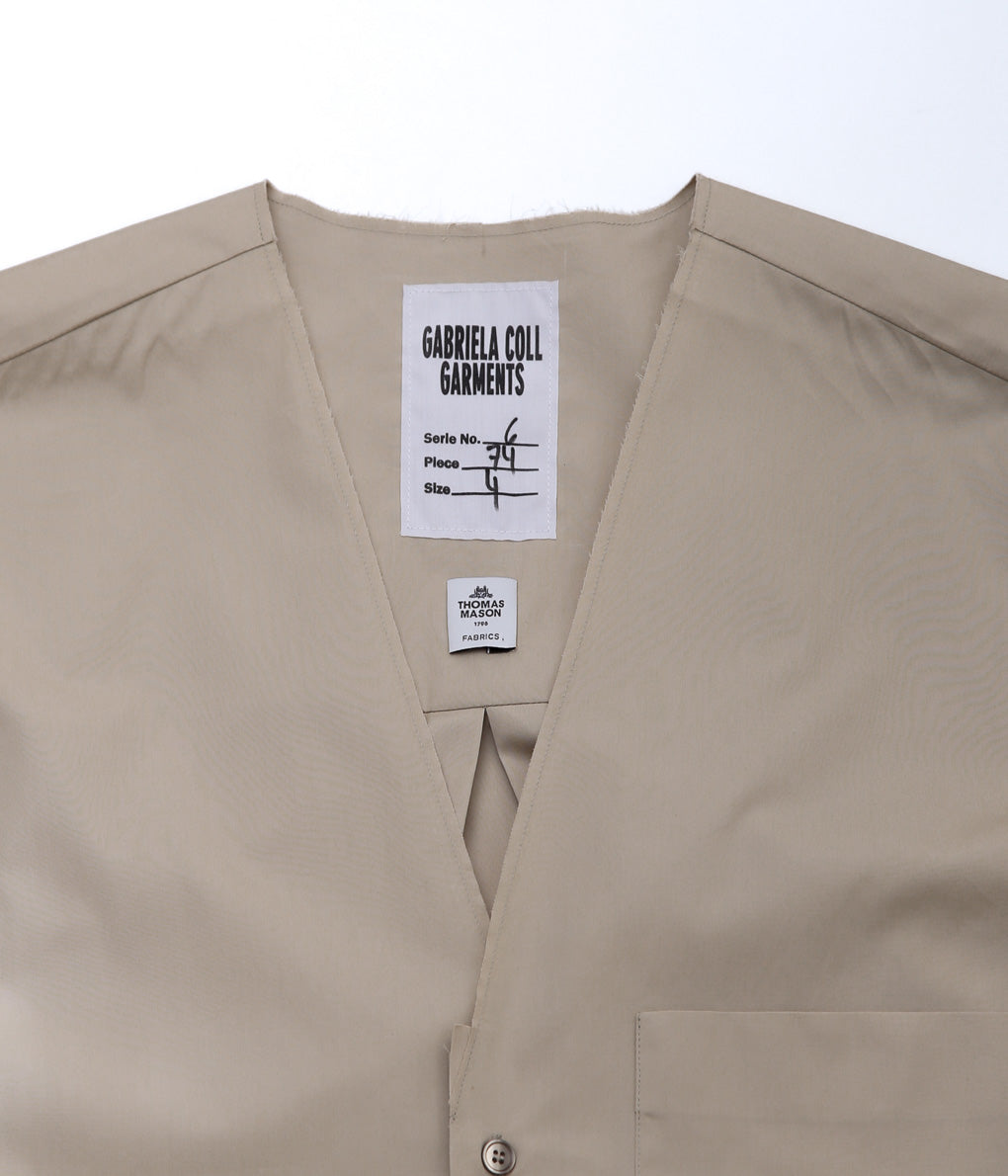 GABRIELA COLL GARMENTS ''NO.74 POPLIN SLEEVELESS SHIRT'' (BEIGE)
