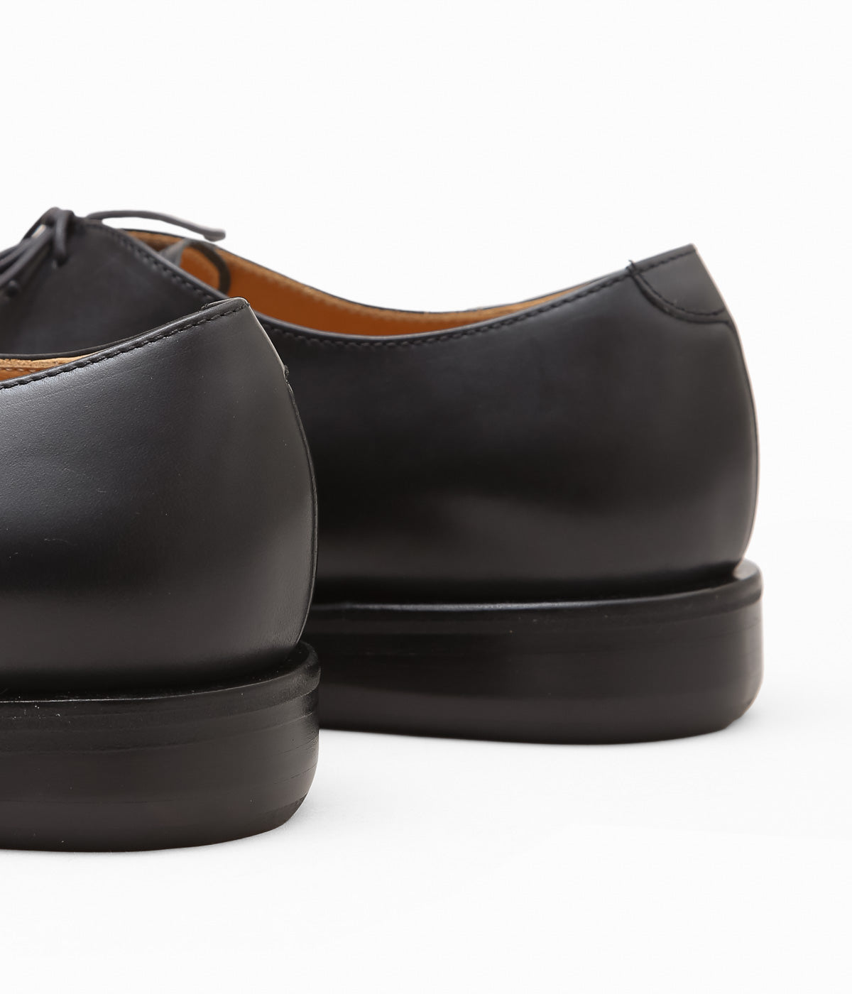 HENDER SCHEME ''BEAR FOOT BALMORAL'' (BLACK)