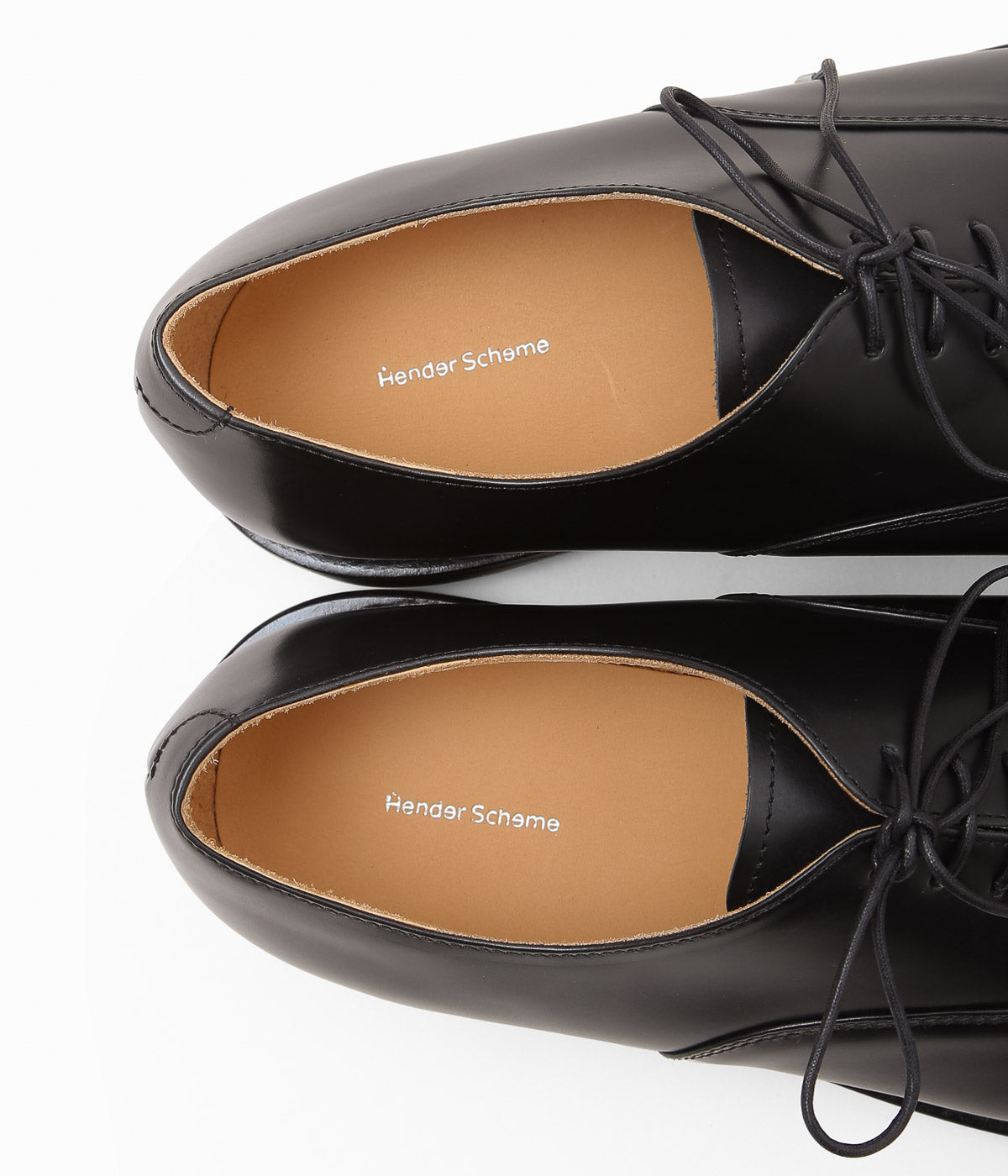HENDER SCHEME ''BEAR FOOT BALMORAL'' (BLACK)