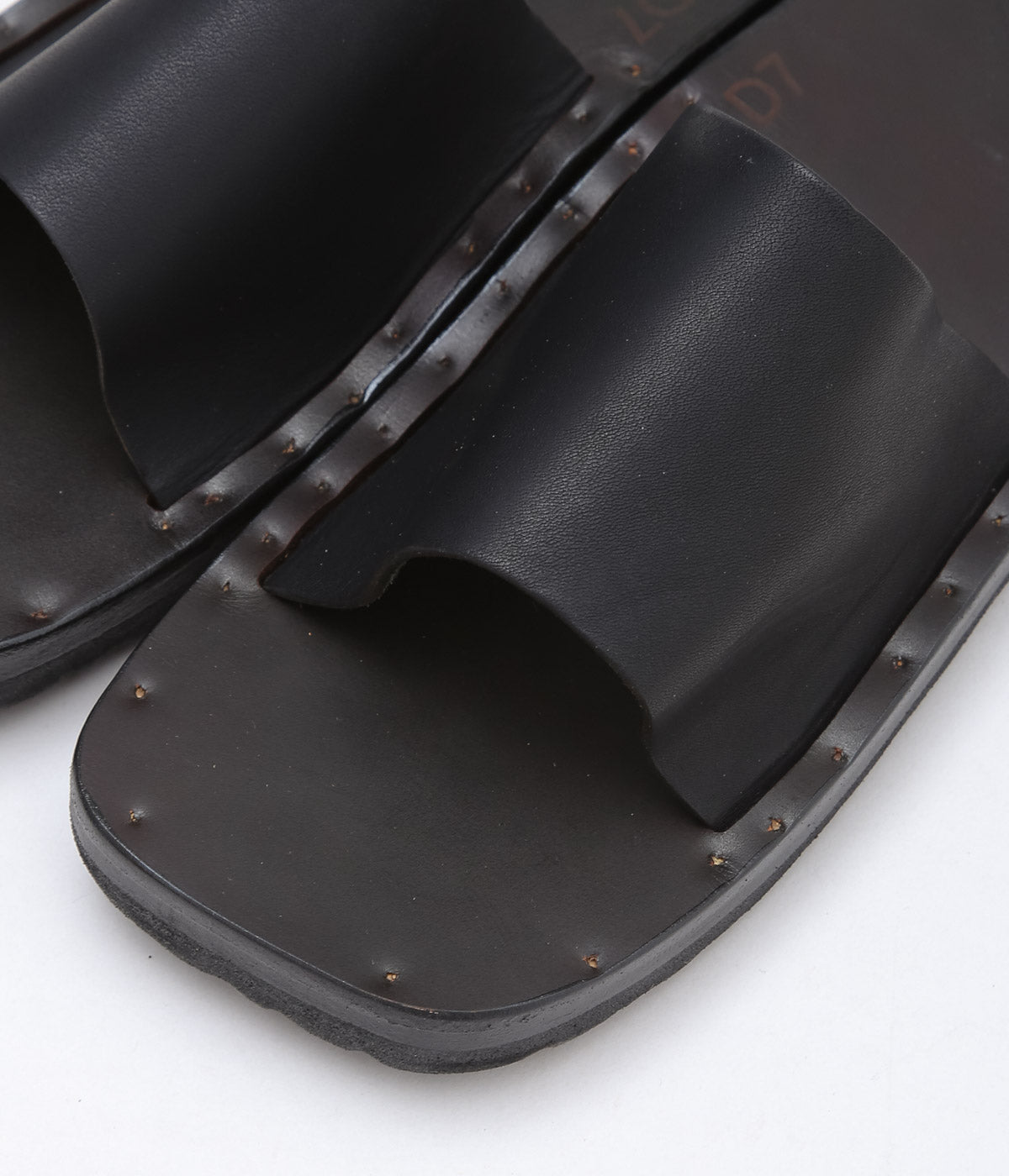 JUTTA NEUMANN ''SIMONE SQUARE'' (BLACK)