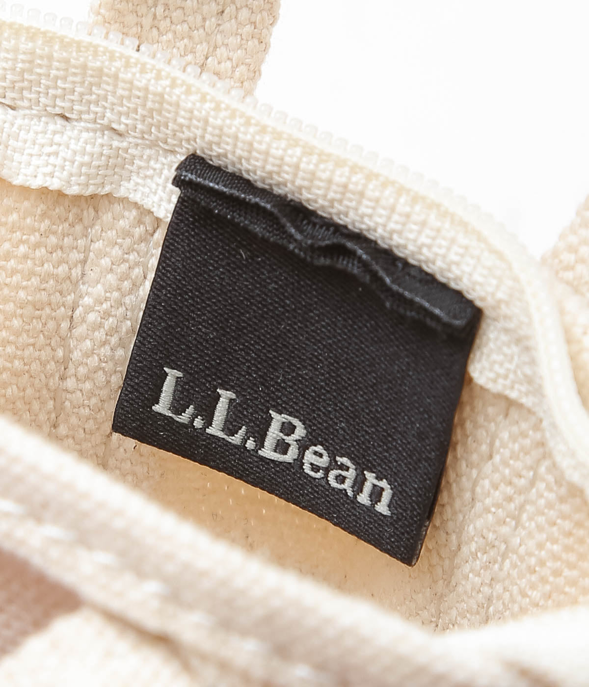 L.L. BEAN ''L.L.BEANTOTE BAG KEY CHAIN'' (NAVY)