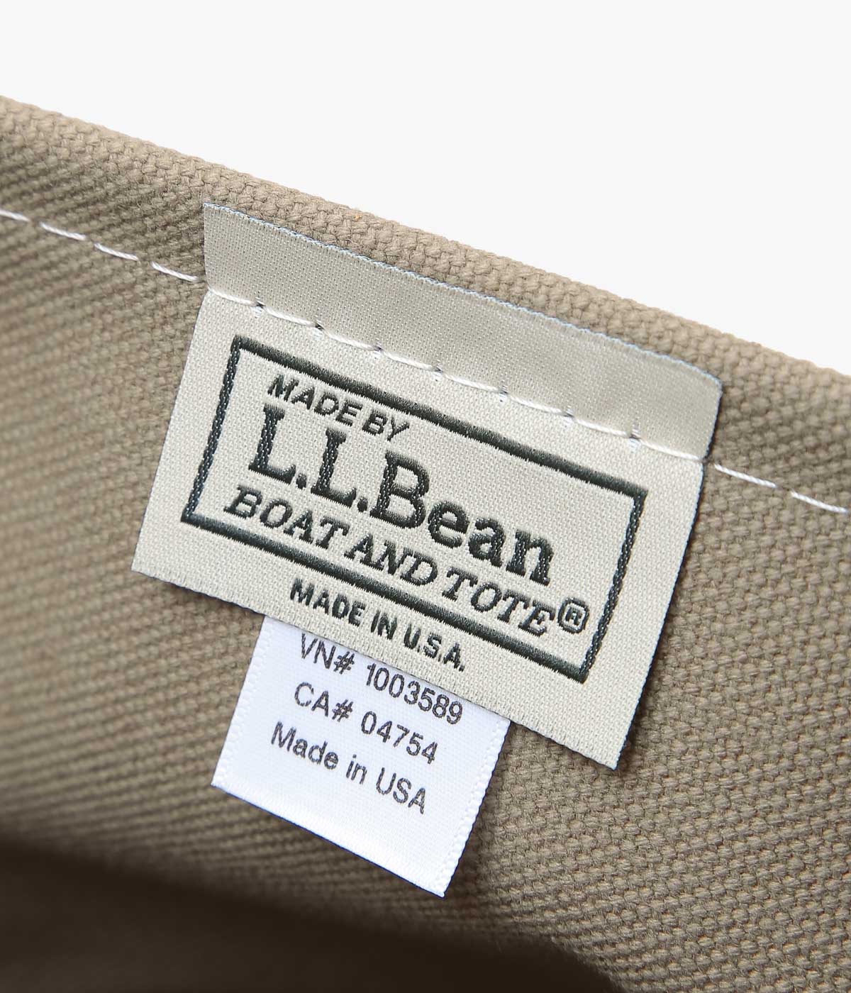 LL BEAN ''LEATHER HANDLE KATAHDIN BOAT AND TOTE MEDIUM'' (DARK CEMENT/BLACK)