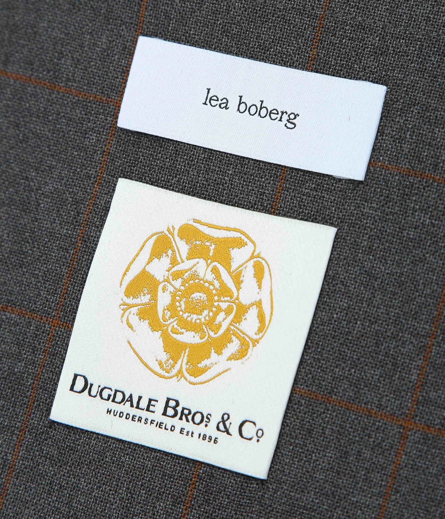 LEA BOBERG ''DWVEST|DUGDALE TROPICAL BREEZE'' (MID GRAY)