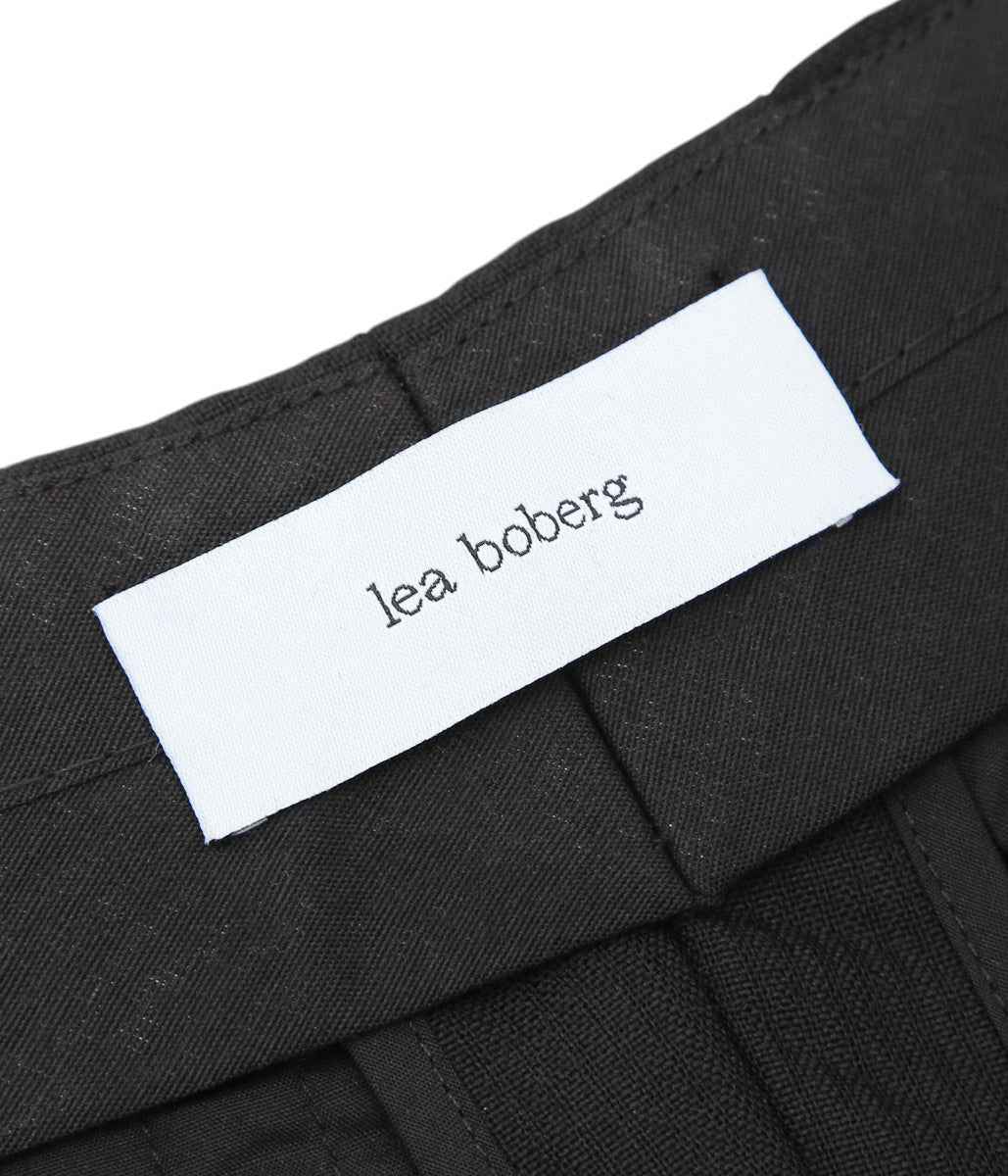 원단 상세 미입력 LEA BOBERG ''DP TROUSERS|DUGDALE PEERLESS'' (BLACK SELF STRIPE)