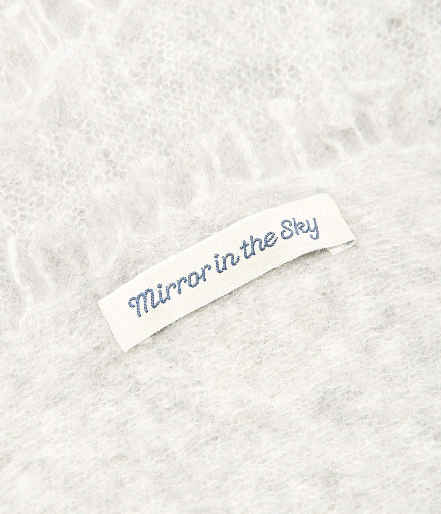 MIRROR IN THE SKY ''OPEN KNITTED SHAWL PLAIN'' (LIGHT GREY)