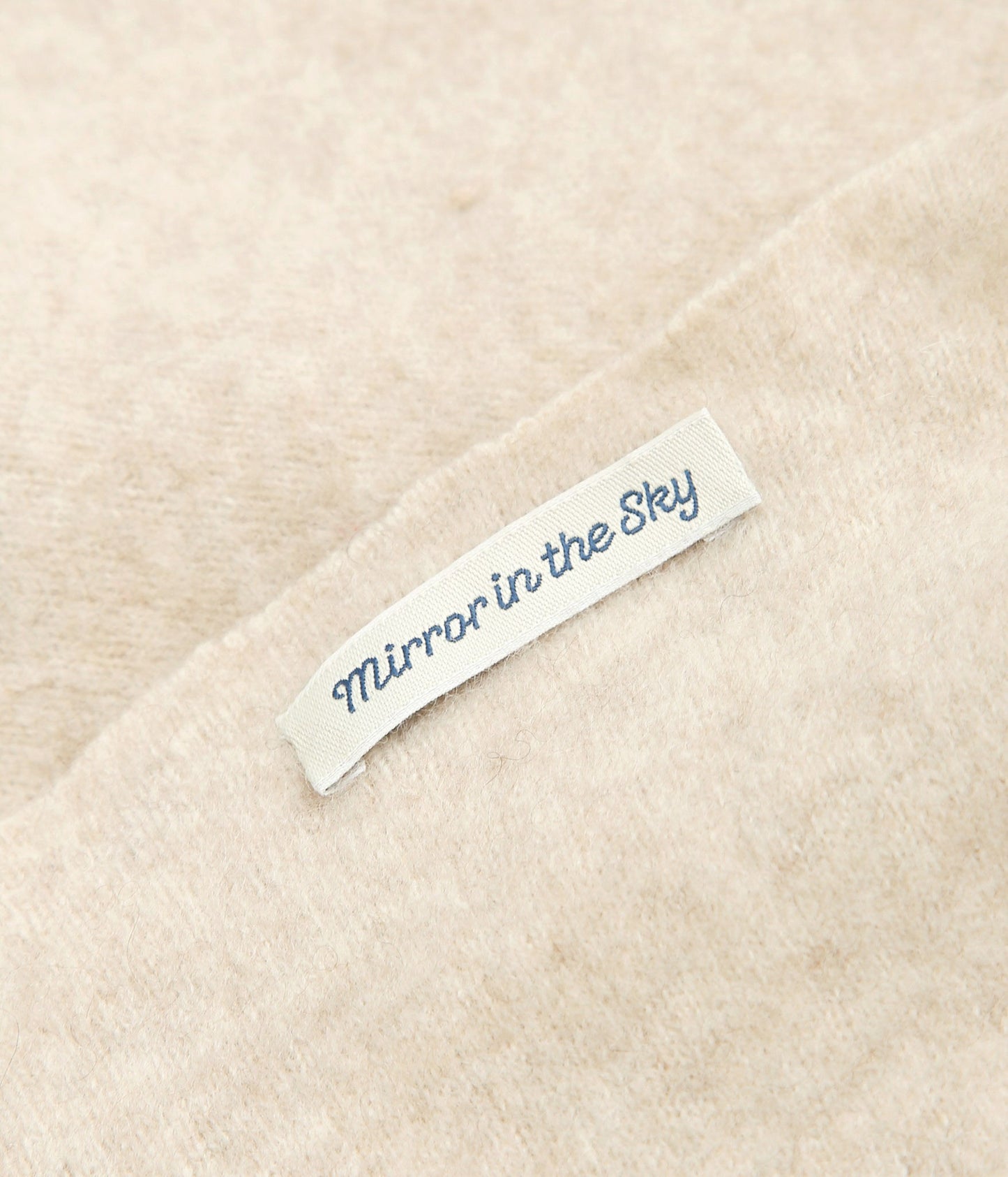 MIRROR IN THE SKY ''TIBETAN ECO UN-DYE BABY CASHMERE BLANKET'' (TASHI)