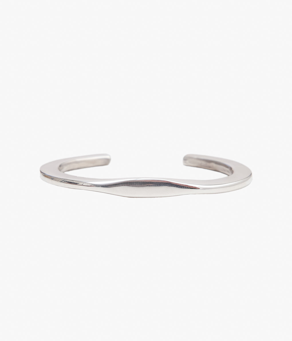 NATIVE AMERICAN JEWELRY ''CIPPY CRAZY HORSE MOJO BANGLE'' (SILVER)