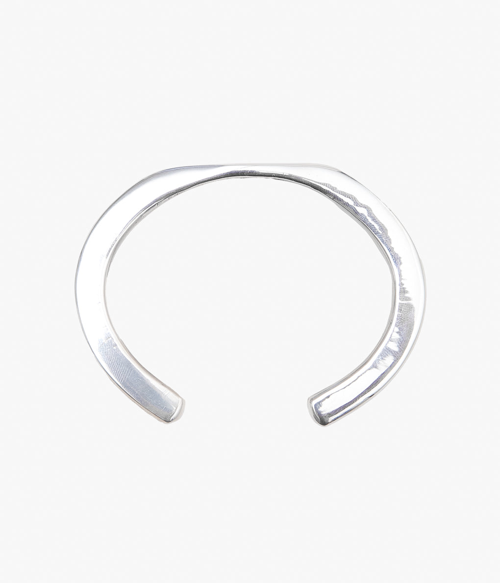 NATIVE AMERICAN JEWELRY ''CIPPY CRAZY HORSE MOJO BANGLE'' (SILVER)