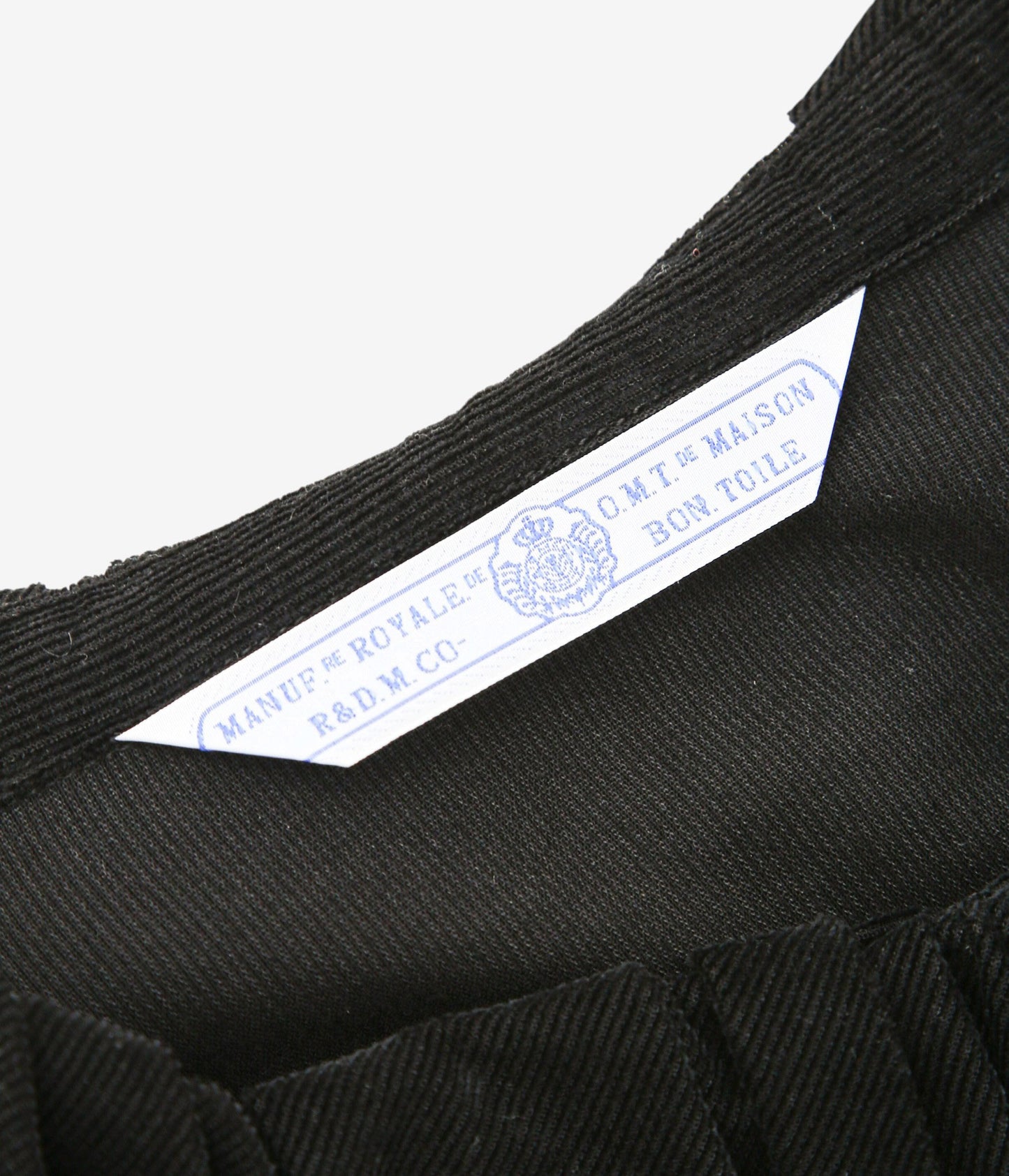 OLDMAN'S TAILOR ''C/RY シャツコール RUFFLE COLLAR BLOUSE'' (BLACK)