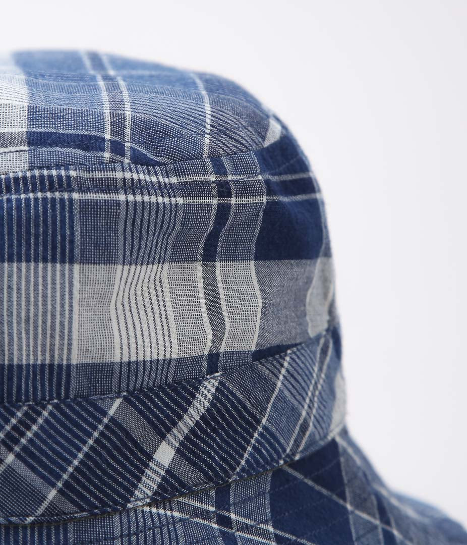 ORIGINAL MADRAS TRADING COMPANY ''REVERSIBLE BUCKET HAT'' (BLUE/OLIVE)
