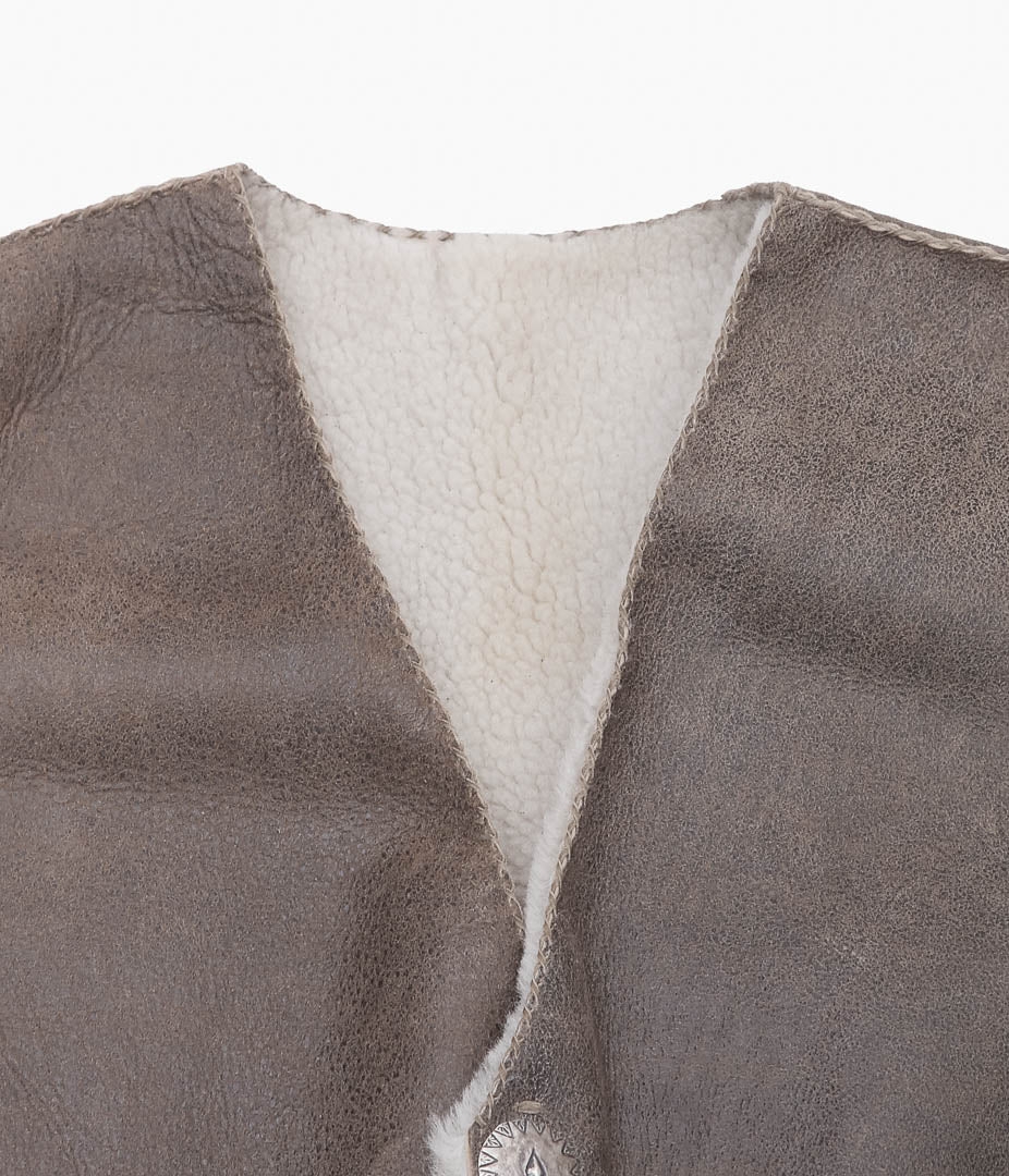PAM DIETRICH ''MOUTON VEST'' (DISTRESSED TAUPE)
