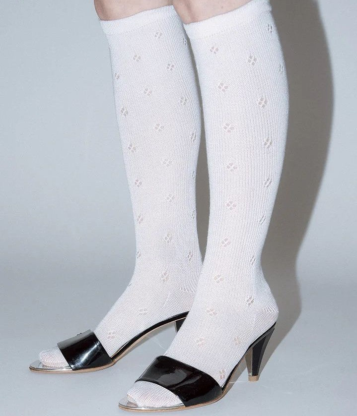 PAN ''FLOWER BASQUE SOCKS'' (WHITE)