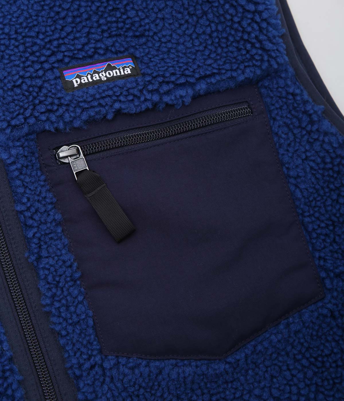 PATAGONIA ''M'S CLASSIC RETRO-X VEST'' (CLMB)