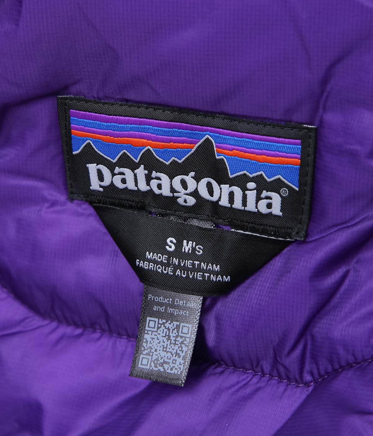 PATAGONIA ''M'S DAS PARKA'' (BLACK W/P6 BLUE)