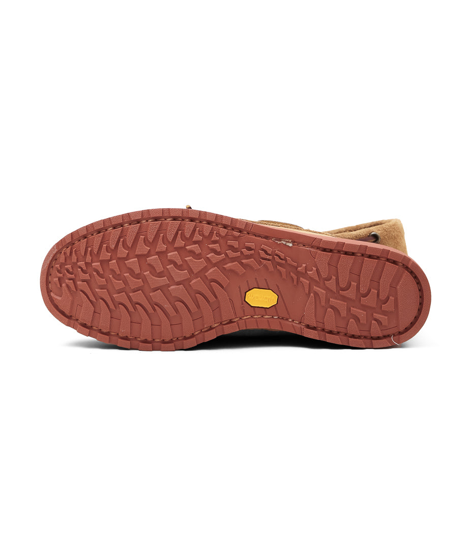 QUODDY TRAIL MOCCASIN ''CANOE SHOES(COMFORT LUG SOLE)'' (TOAST SUEDE)