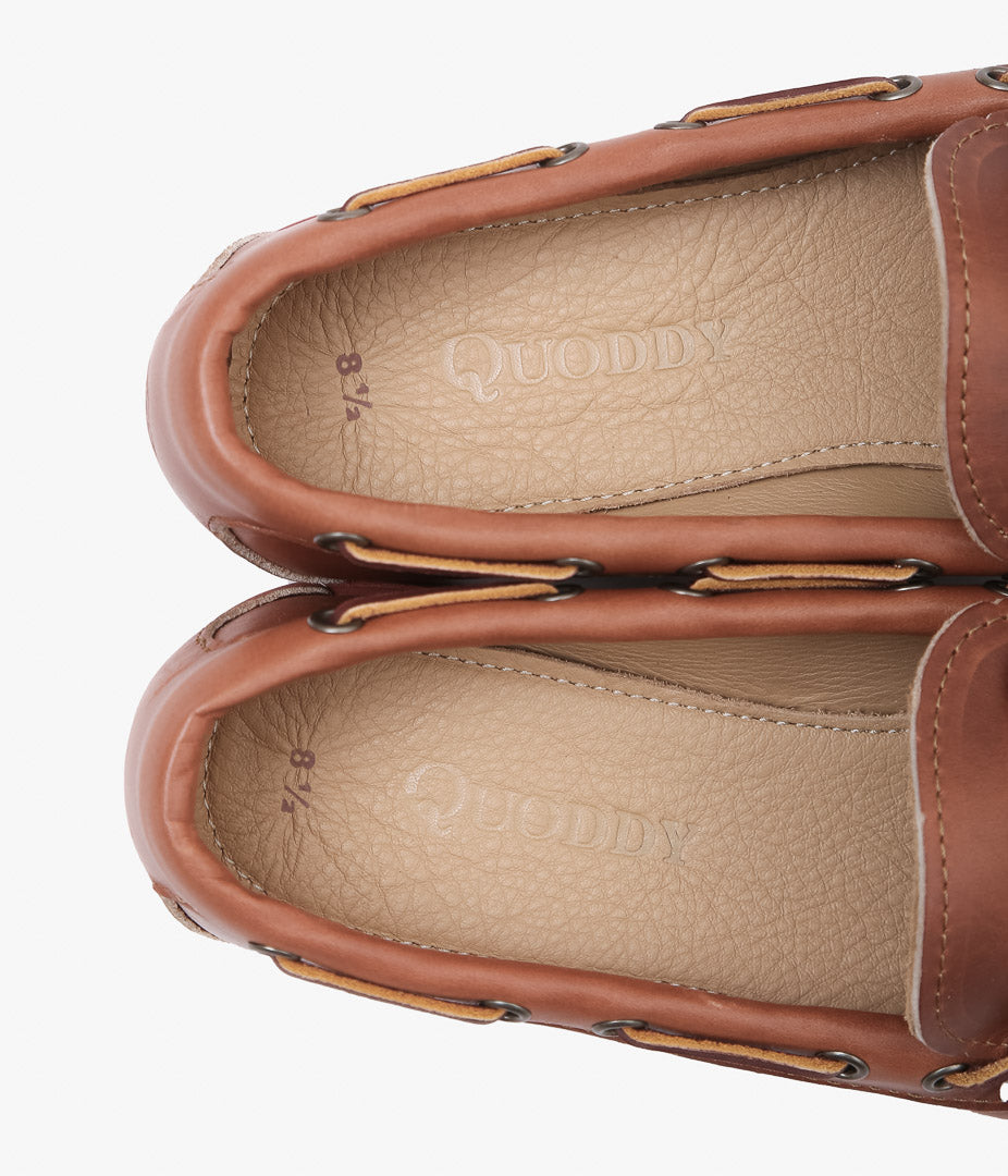QUODDY TRAIL MOCCASIN ''CANOE SHOES(COMFORT LUG SOLE)'' (WHISKY LEATHER)