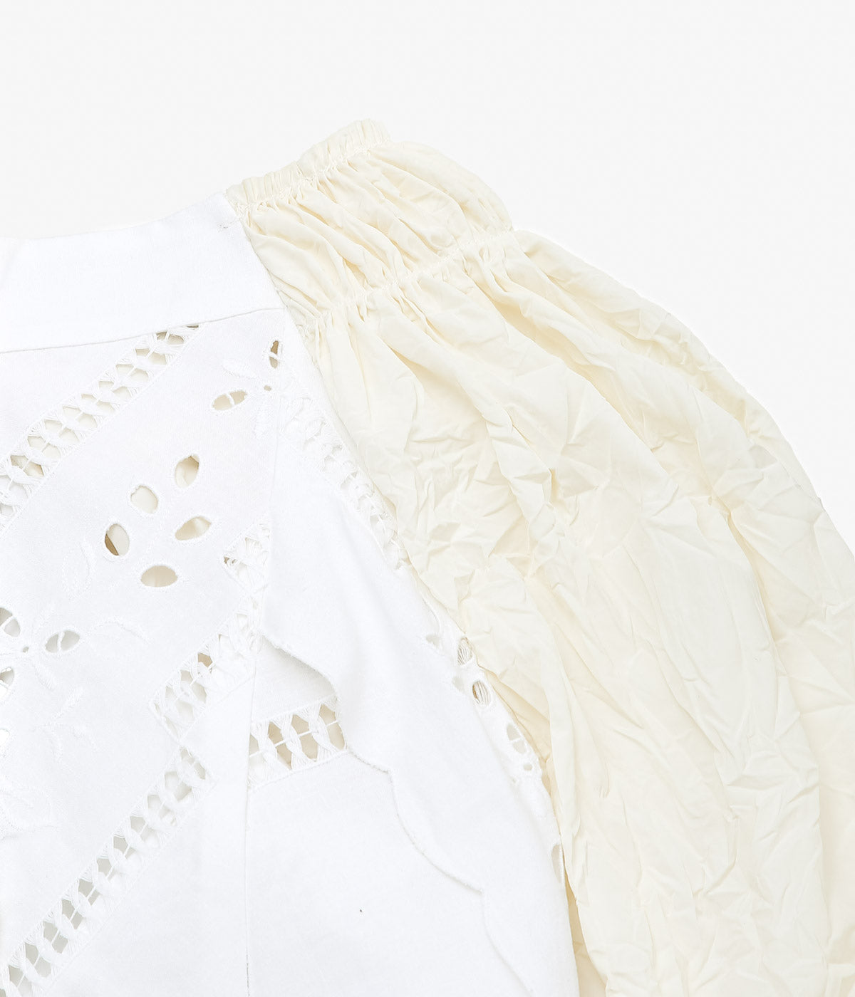 RENATA BRENHA ''CORAZON TOP'' (OFF WHITE)