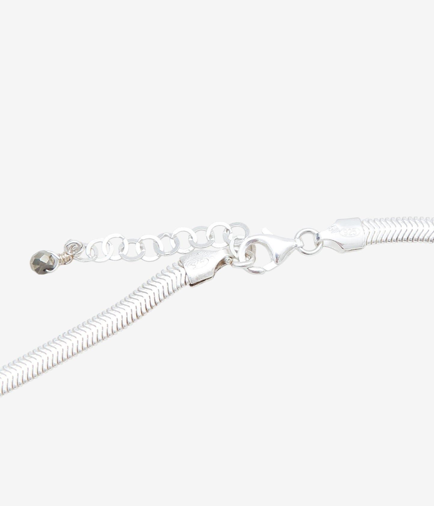 ORNAMENT&CRIME ''SNAKE CHAIN NECKLACE'' (STARLING SILVER)