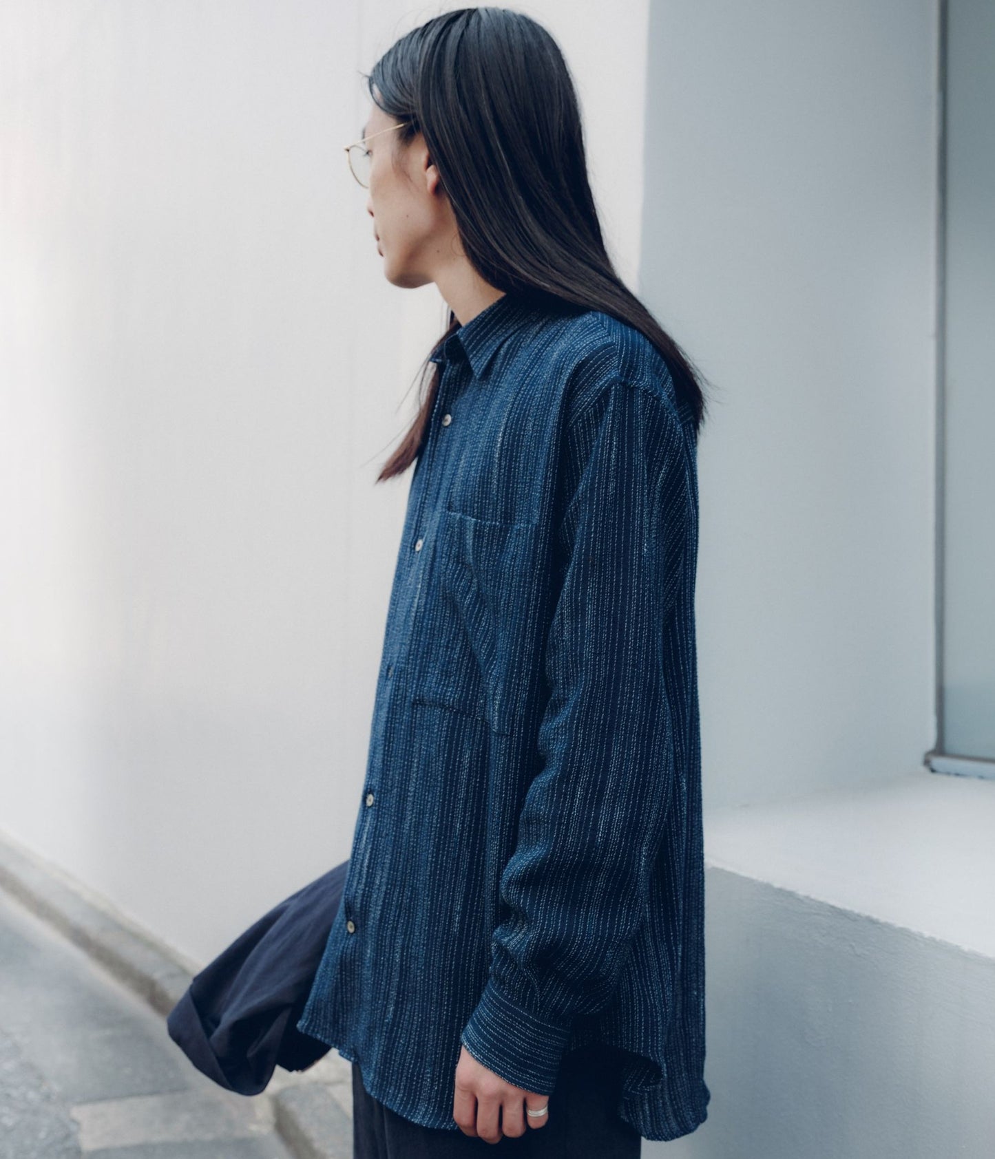 SEYA. ``ETERNAL SHIRT'' (INDIGO RAIN)