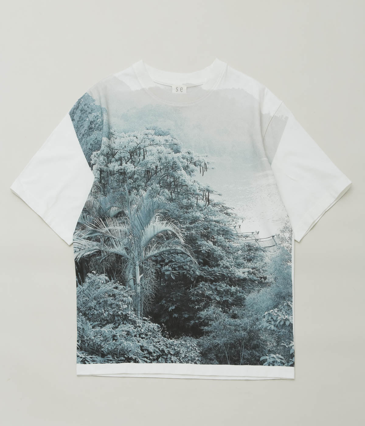 SEYA. ''PRINTED T-SHIRT/CLASSIC JERSEY'' (JUNGLE RIVER) – THE